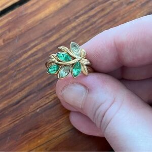 Vintage Costume Jewelry Ring Green and Gold